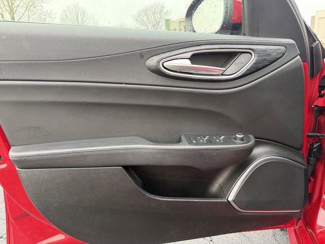 Used 2023 Alfa Romeo Giulia Sprint image 10