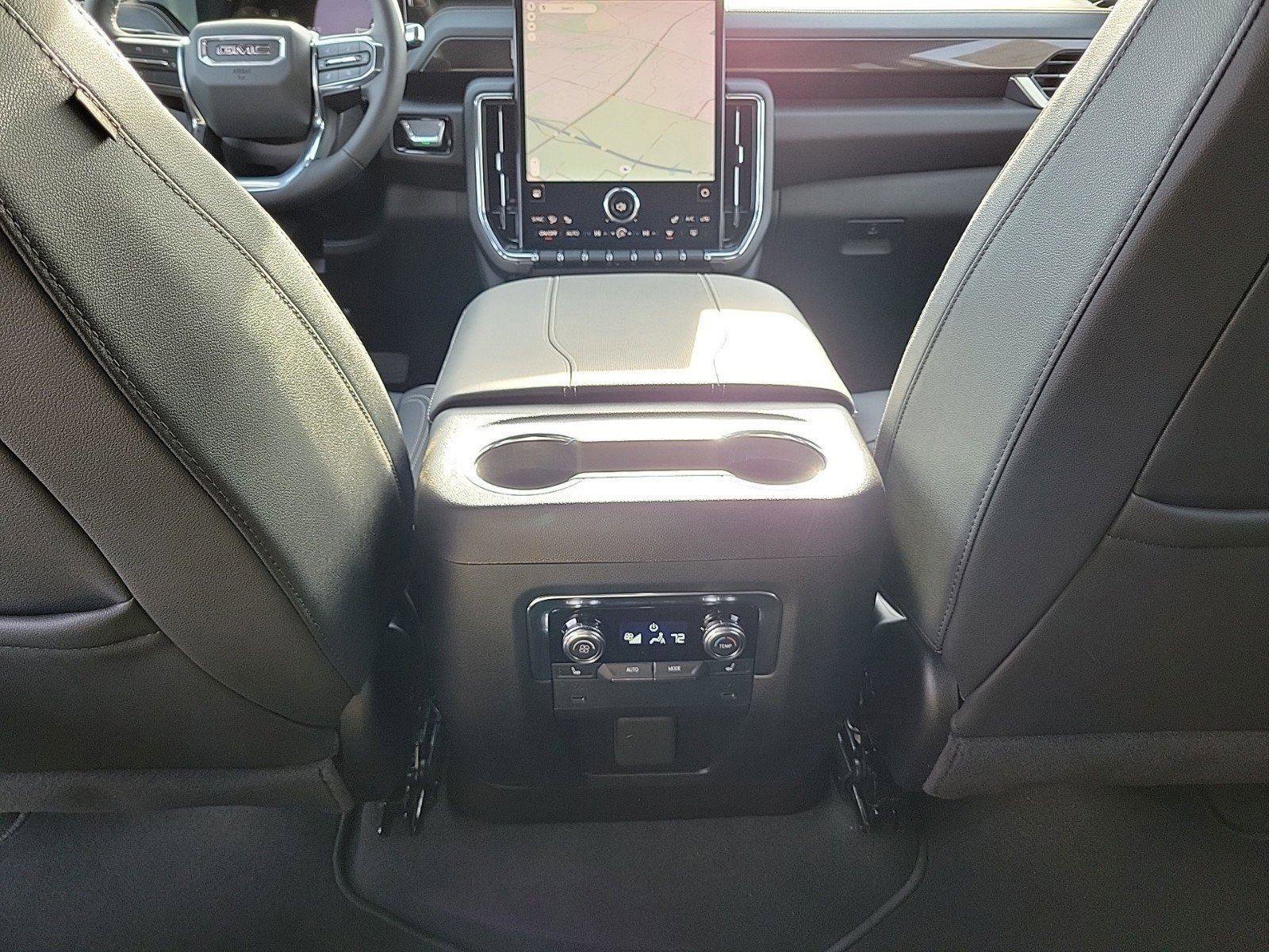 New 2026 GMC Yukon XL Elevation image 10