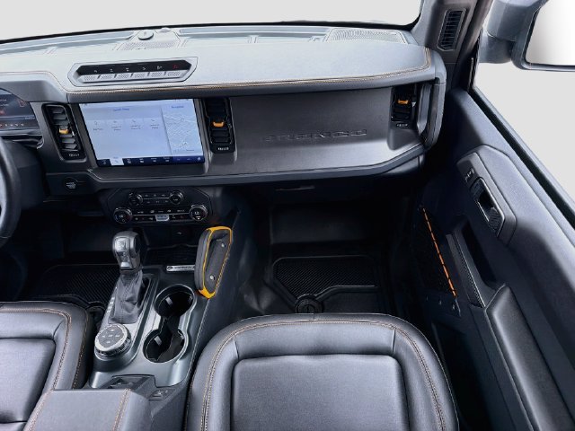 Used 2024 Ford Bronco Badlands AWD/4WD image 17