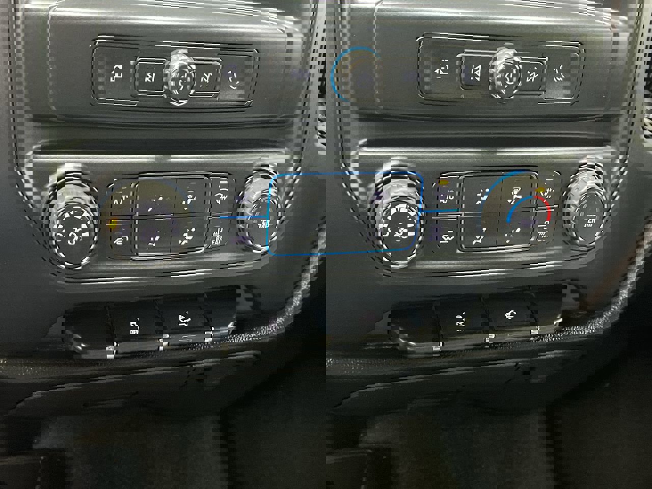 Used 2018 Chevrolet Silverado 1500 Custom w/ Custom Value Package image 17