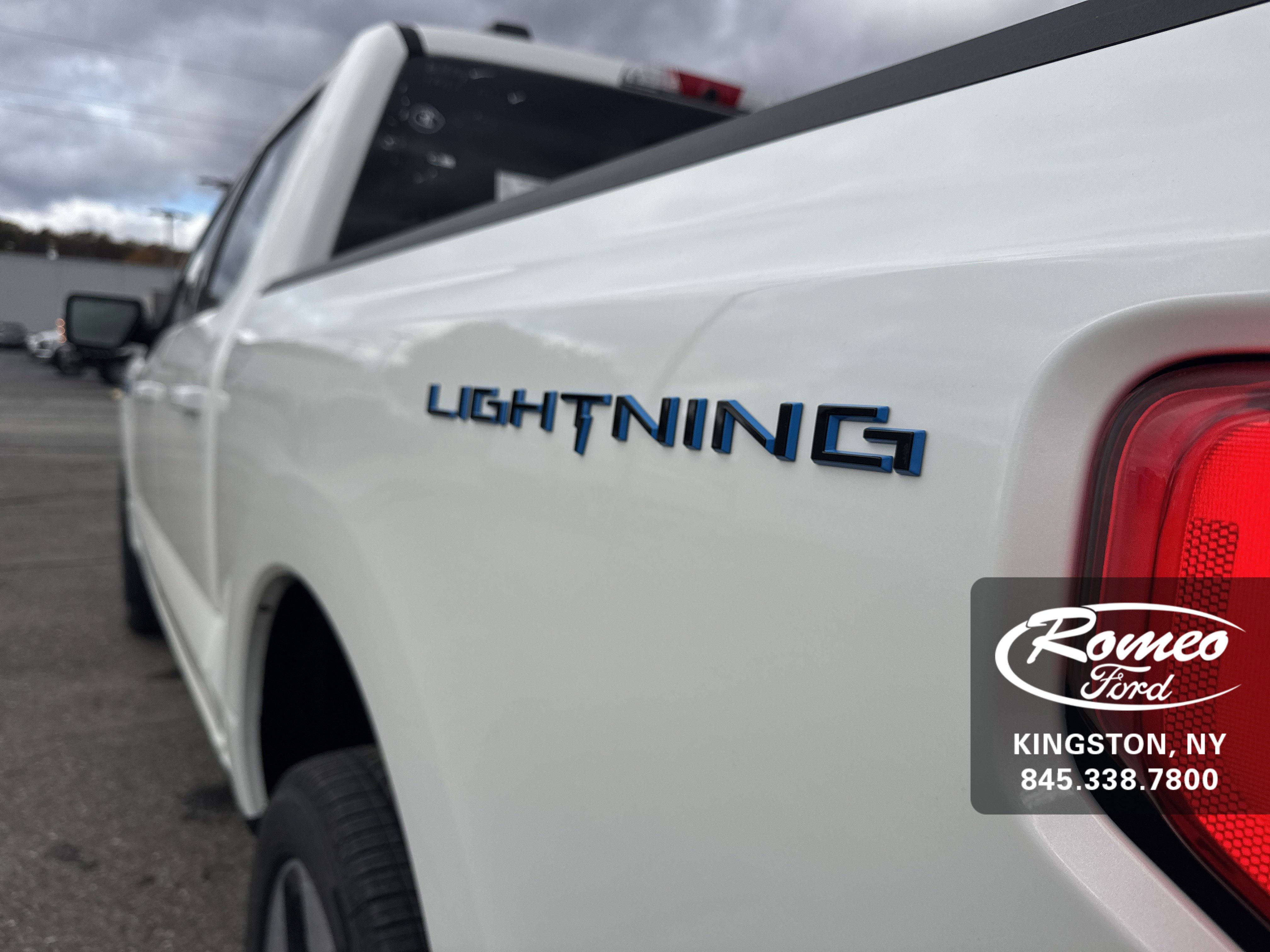 New 2025 Ford F150 Lightning Platinum image 36