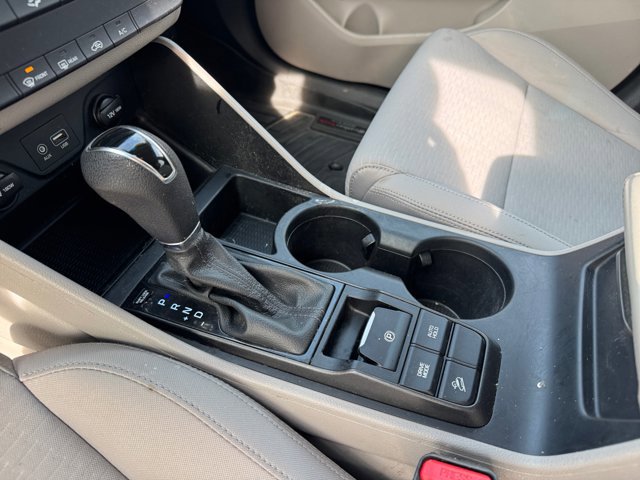 Used 2020 Hyundai Tucson SE image 14