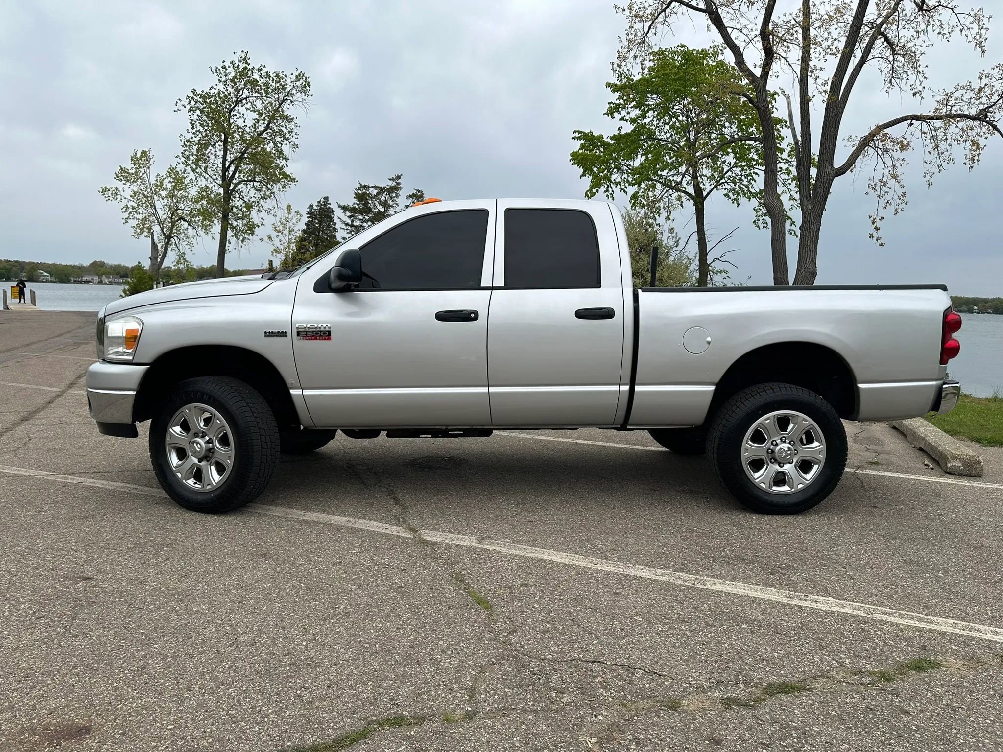 Used 2009 Dodge Ram 2500 Truck SLT w/ Trailer Tow Group AWD/4WD image 10