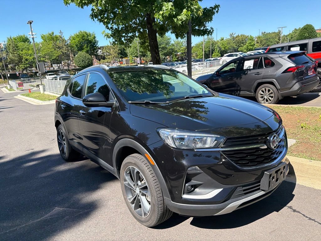 Used 2022 Buick Encore GX Select AWD/4WD image 3