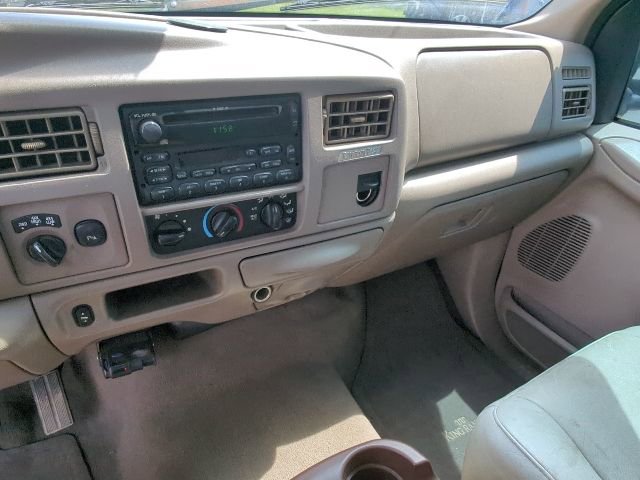 Used 2004 Ford F350 4x4 Crew Cab DRW Super Duty image 28