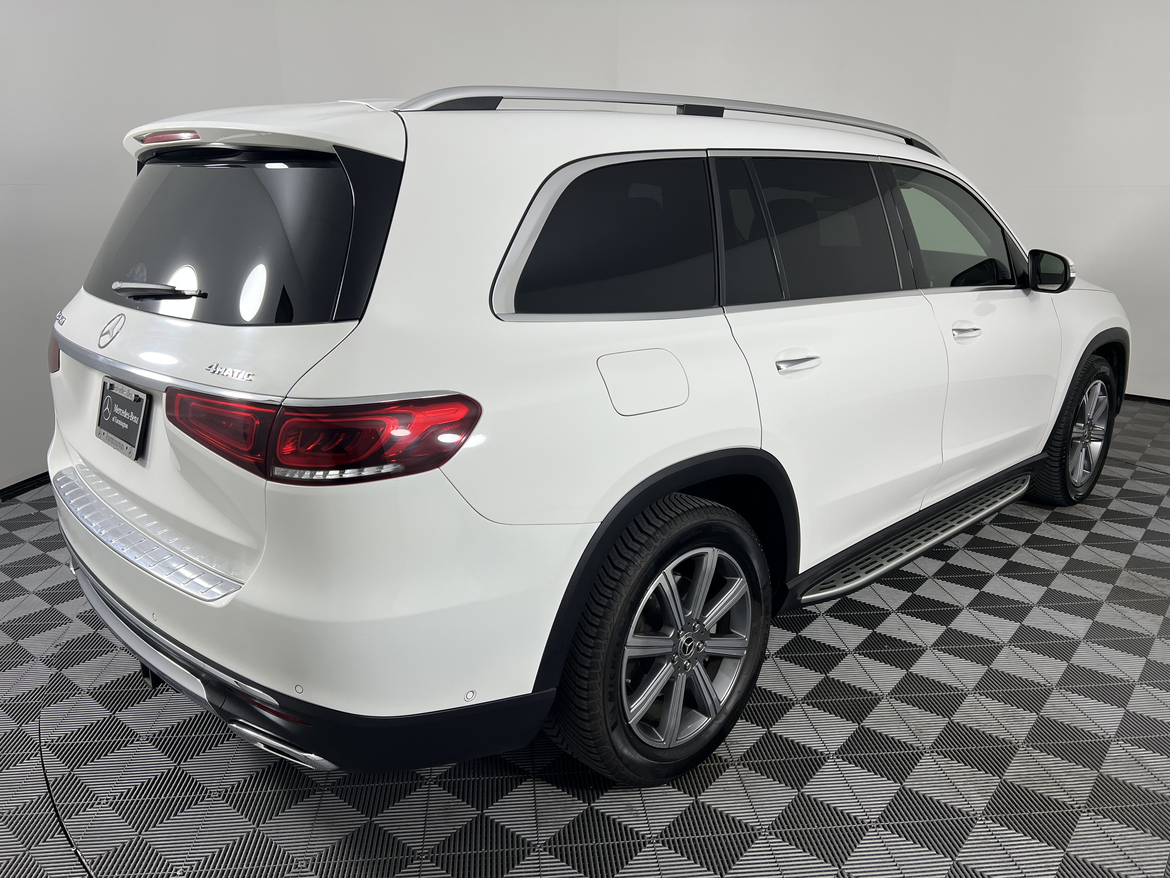 Used 2020 Mercedes-Benz GLS 450 4MATIC image 13