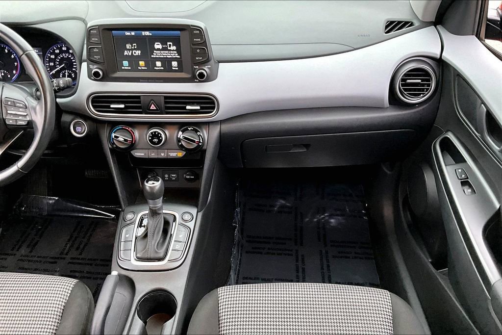 Used 2020 Hyundai Kona SEL w/ Cargo Package image 25