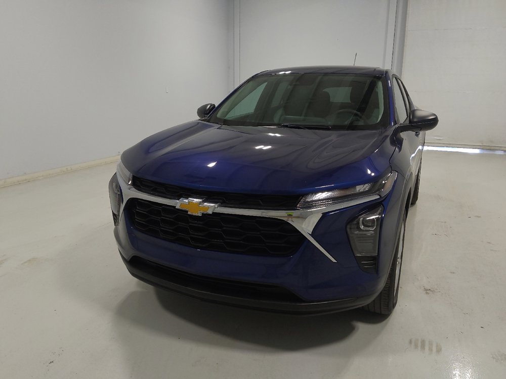 Used 2024 Chevrolet Trax LS FWD image 15
