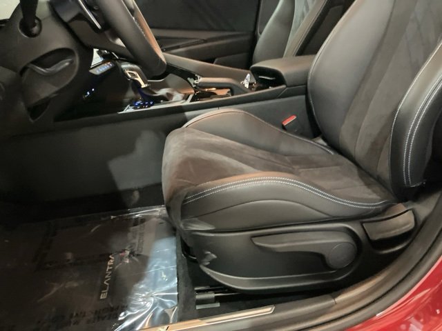 Used 2024 Hyundai Elantra N image 10