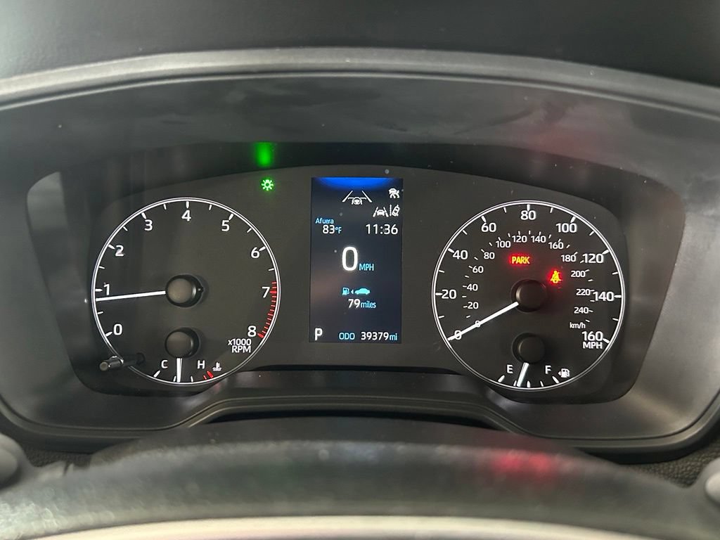 Used 2023 Toyota Corolla Cross LE w/ Moonroof Package FWD image 29