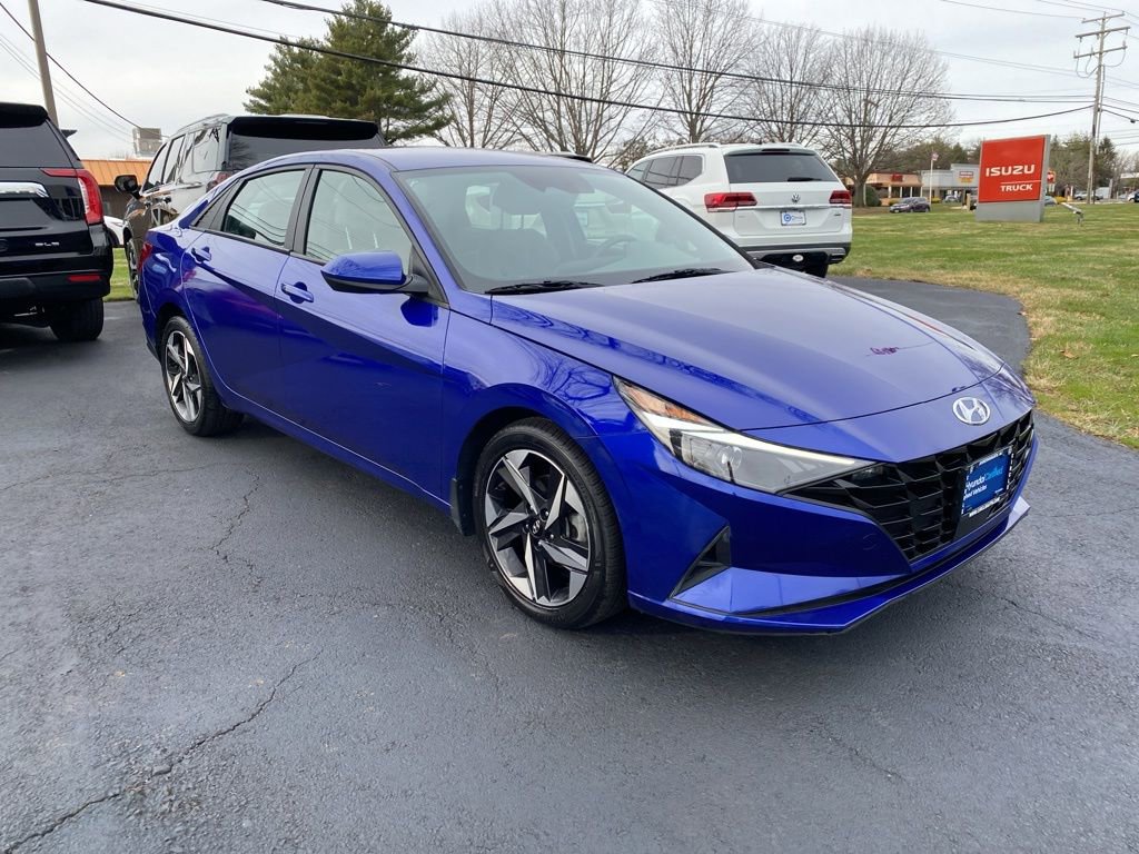Certified 2023 Hyundai Elantra SEL w/ Convenience Package