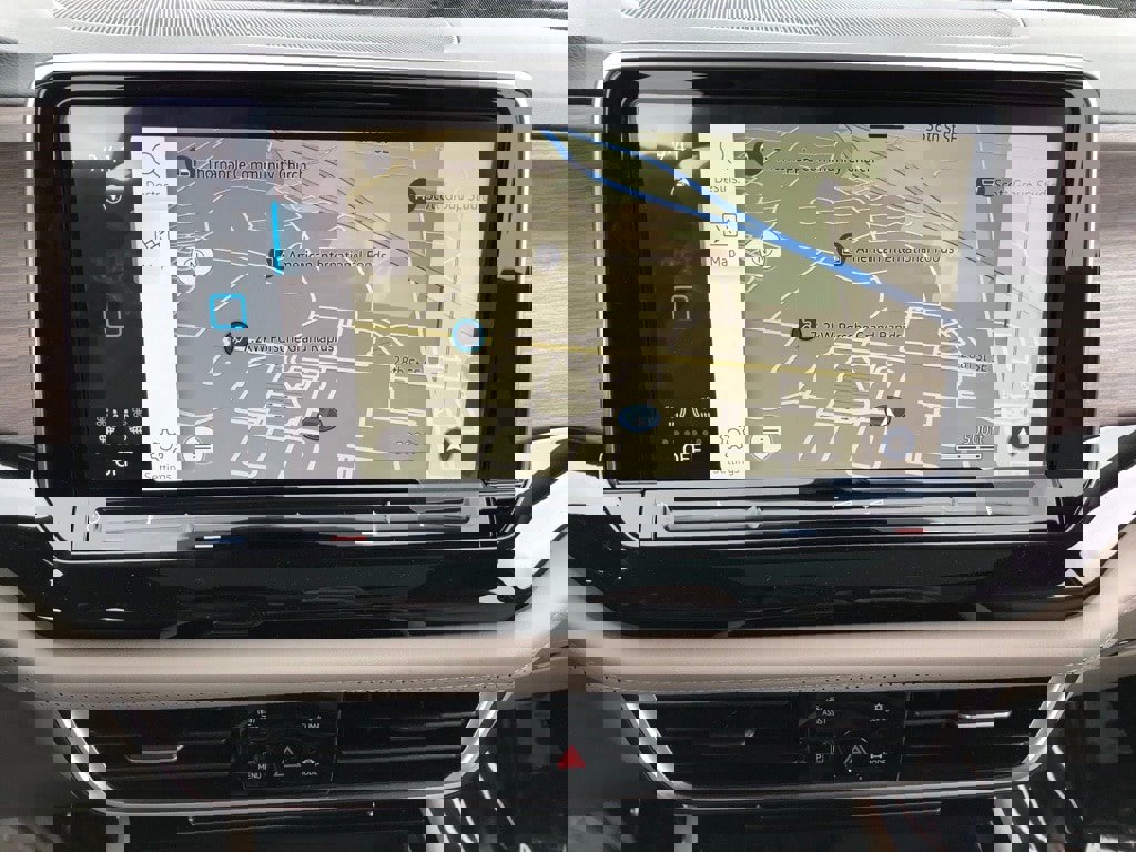 New 2025 Volkswagen Atlas SEL Premium R-Line image 24