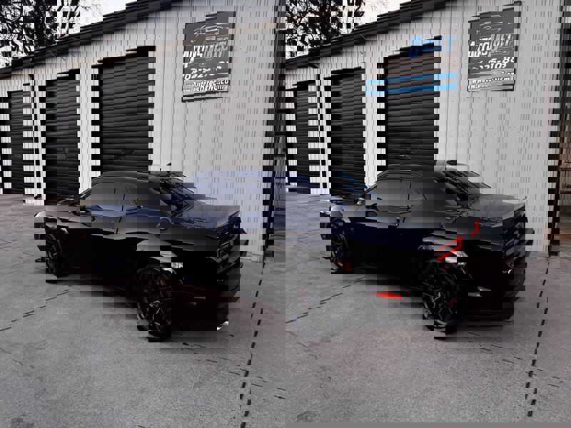 Used 2019 Dodge Challenger R/T Scat Pack w/ Widebody Package image 5