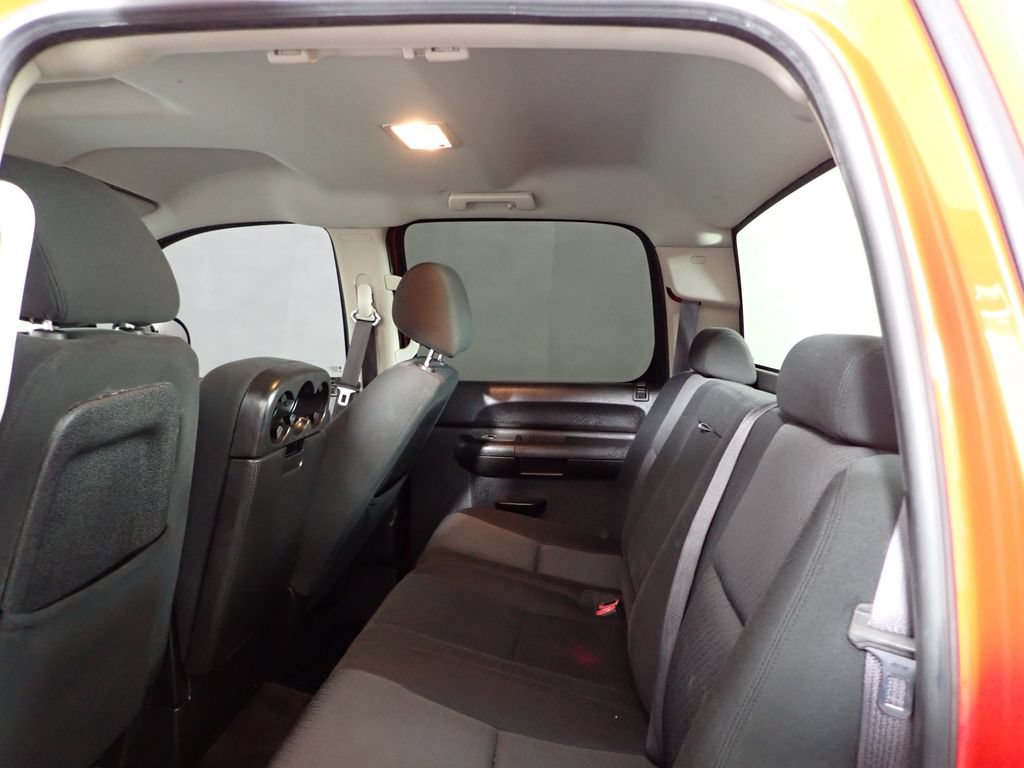 Used 2010 Chevrolet Silverado 1500 LT w/ Power Pack Plus RWD image 19