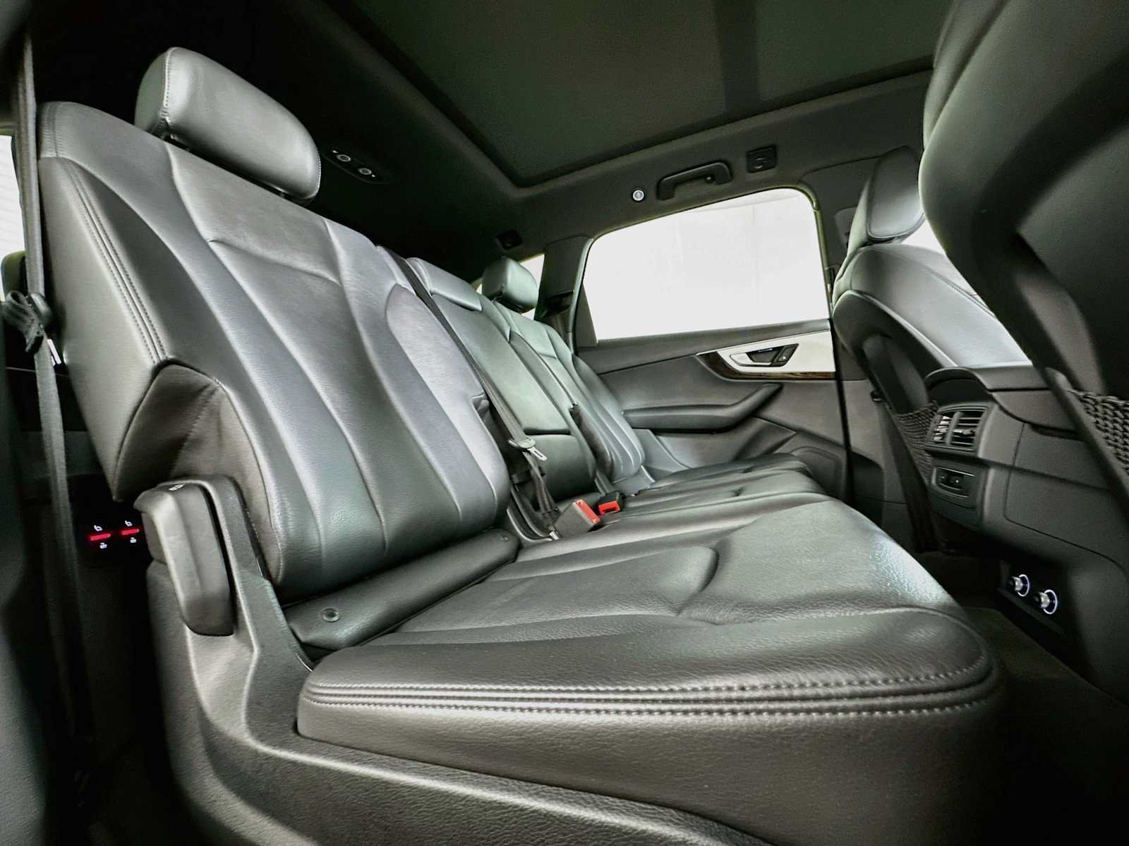 Used 2019 Audi Q7 2.0T Premium w/ Convenience Package AWD/4WD image 27