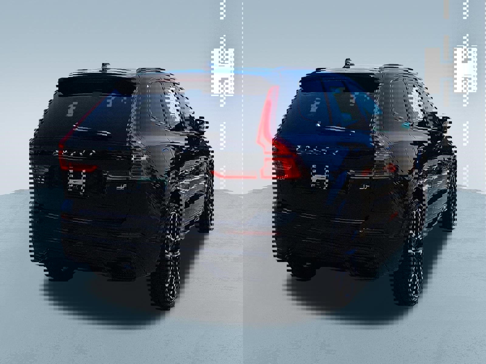 Used 2023 Volvo XC60 B5 Ultimate w/ Protection Package Premier FWD image 3