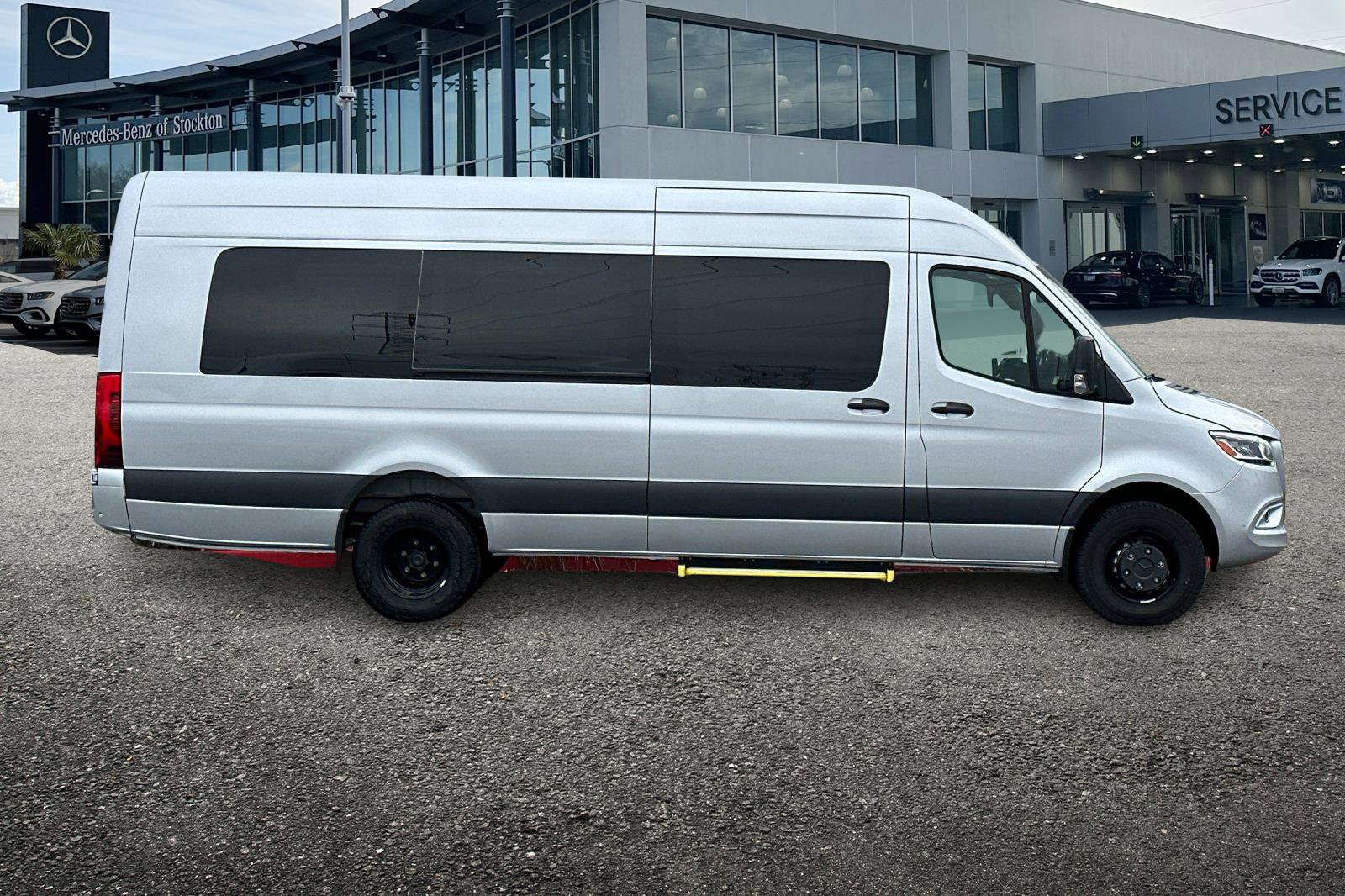 New 2024 Mercedes-Benz Sprinter 3500 image 3