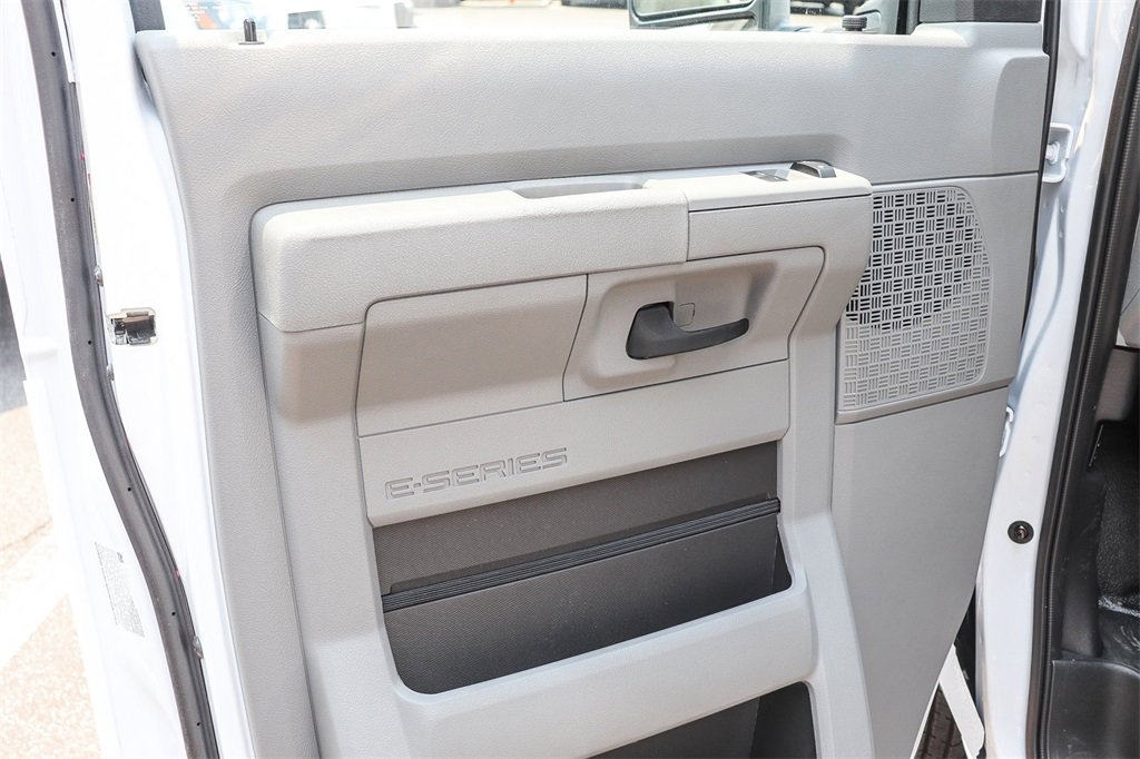 New 2026 Ford E-350 and Econoline 350 Super Duty w/ Power Equipment Group image 27