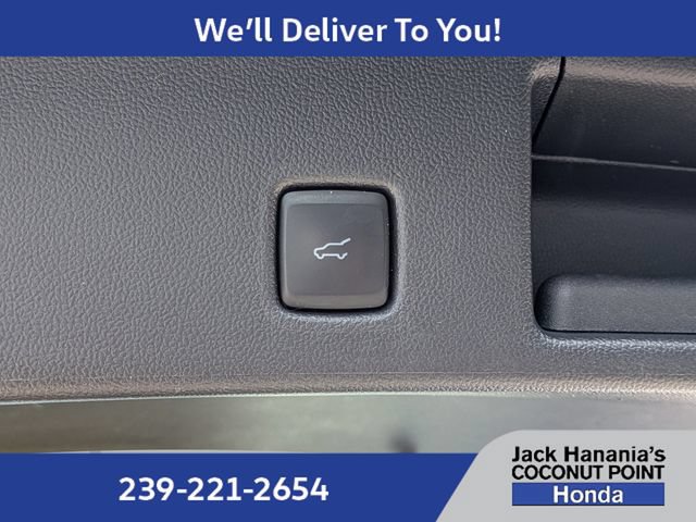 Used 2022 Ford Escape SEL FWD image 13