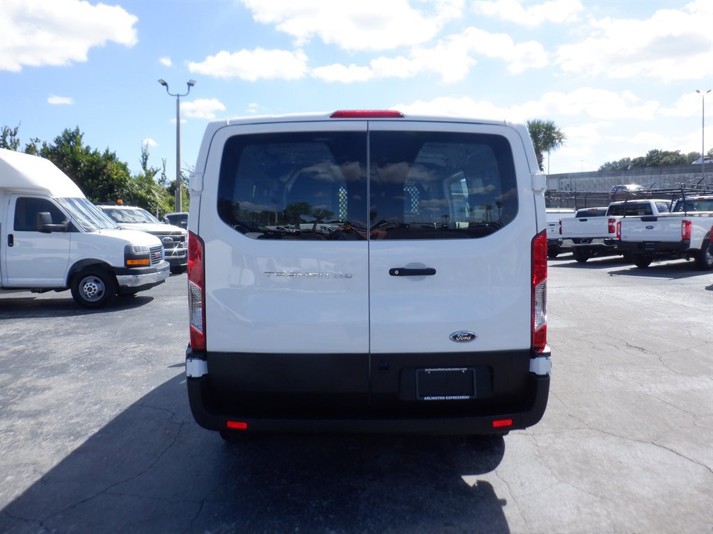 Used 2024 Ford Transit 250 LOW Roof w/ Exterior Upgrade Package image 4