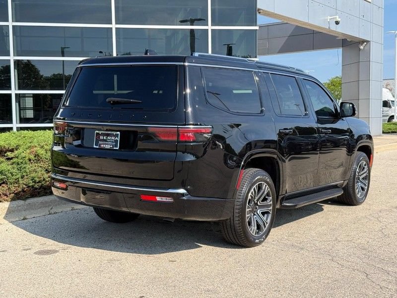 Used 2024 Jeep Wagoneer 4WD w/ Premium Group I image 3