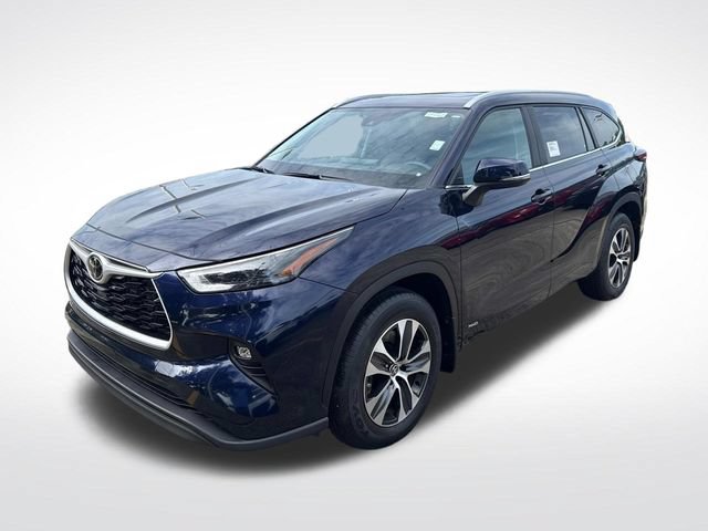 Used 2026 Toyota Highlander XLE AWD/4WD image 3