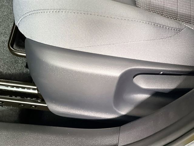 New 2026 Toyota Corolla SE image 13