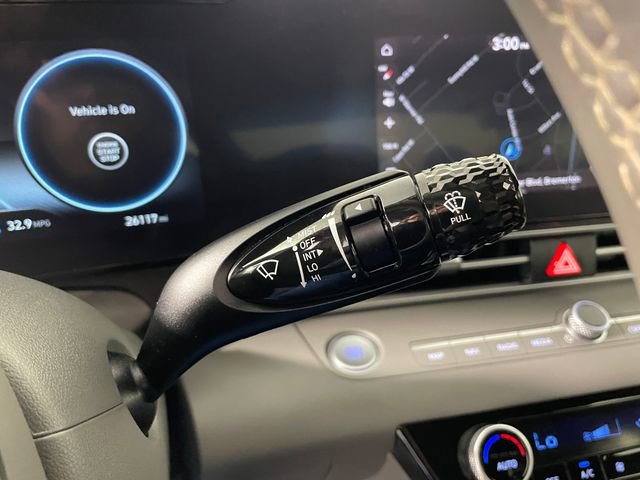 Used 2023 Hyundai Elantra SEL w/ Convenience Package image 15