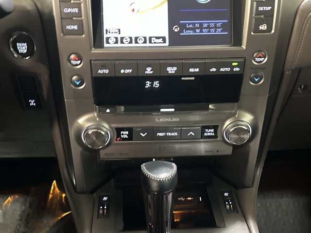 Used 2019 Lexus GX 460 Luxury AWD/4WD image 32