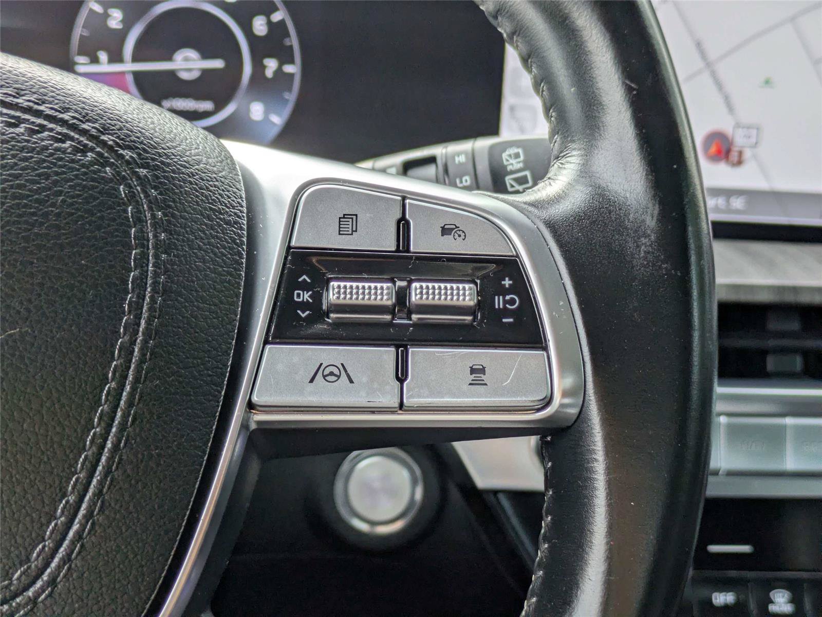 Used 2023 Kia Telluride SX FWD image 31