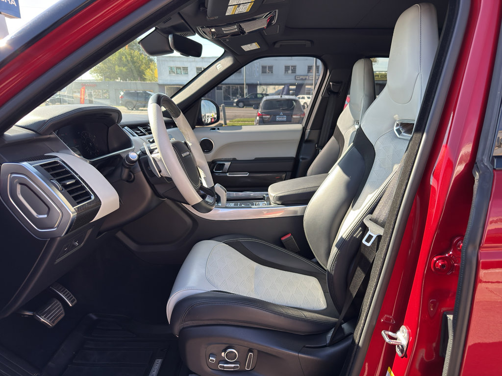 Used 2022 Land Rover Range Rover Sport SVR image 11
