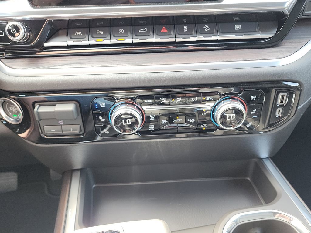 New 2026 GMC Sierra 1500 SLT w/ SLT Premium Plus Package image 28