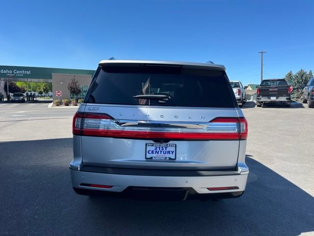Used 2019 Lincoln Navigator Premiere AWD/4WD image 10