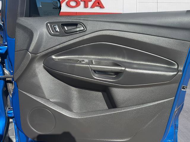 Used 2019 Ford Escape S image 10