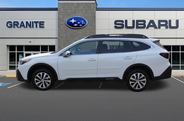Used 2022 Subaru Outback Premium image 7