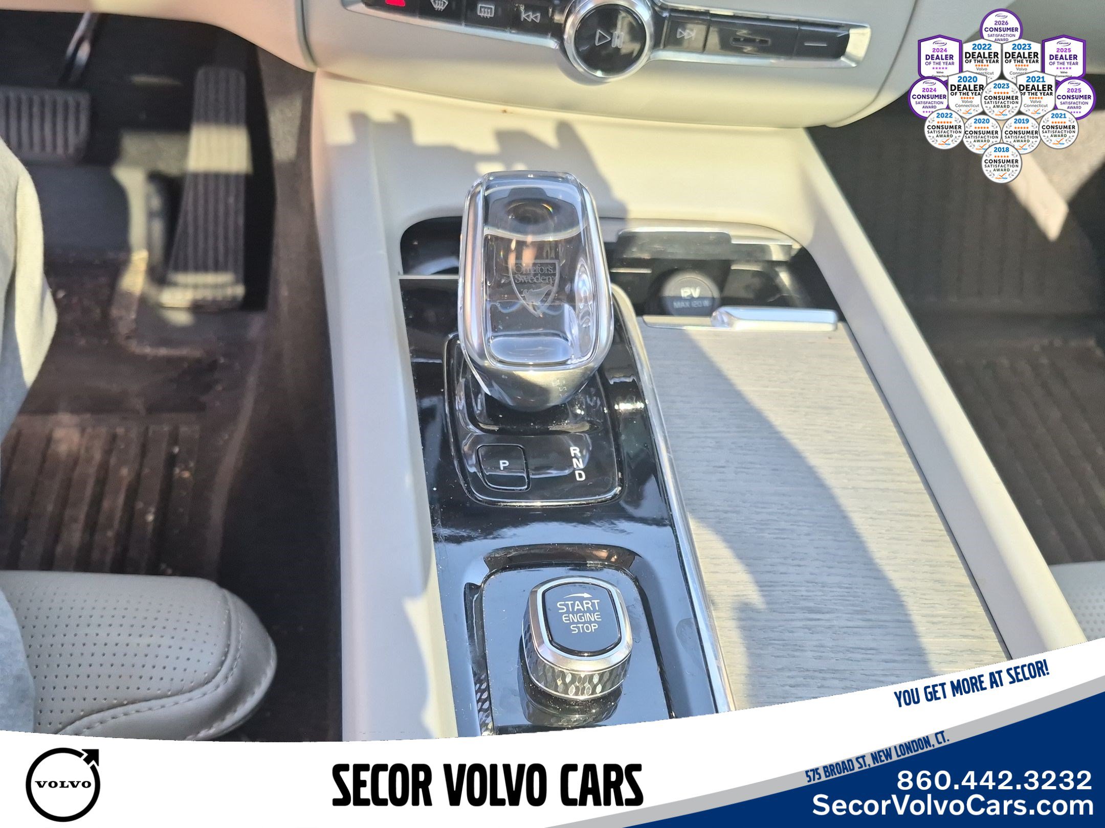Used 2022 Volvo XC60 B5 Inscription w/ Advanced Package AWD/4WD image 12