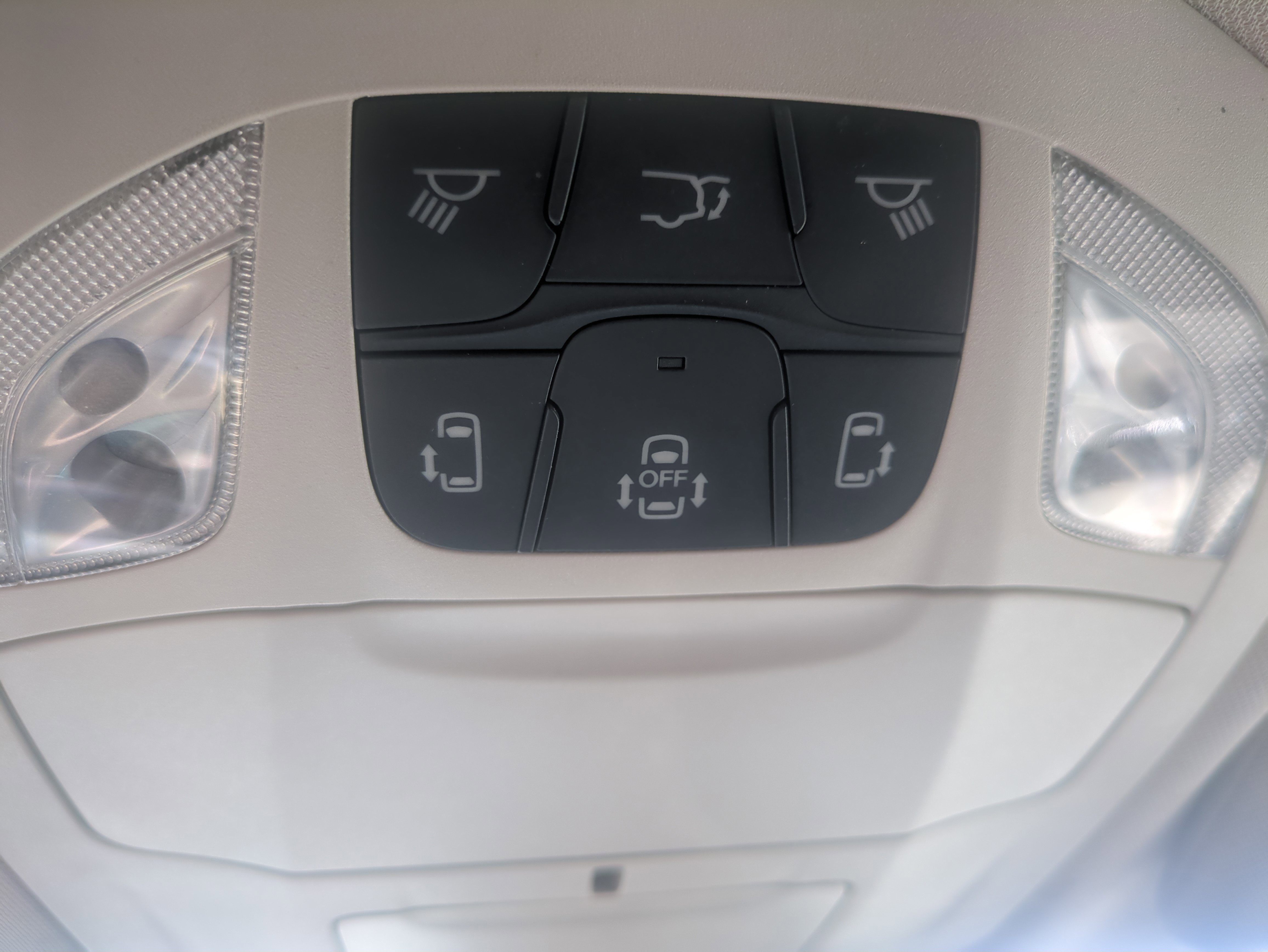 Used 2024 Chrysler Pacifica Touring-L FWD image 24