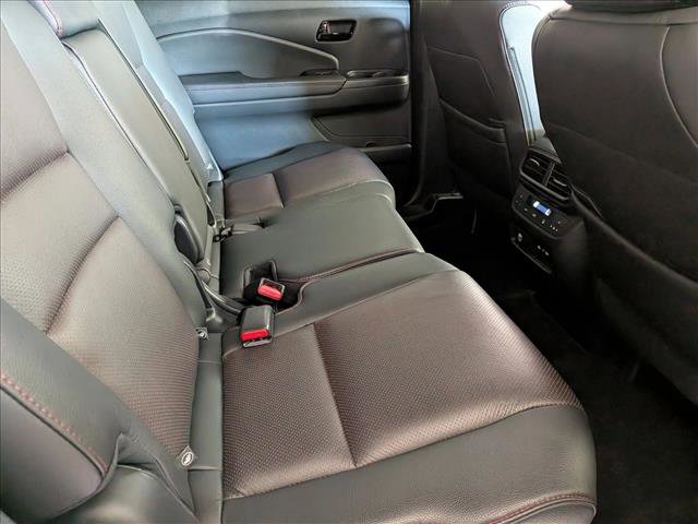 Certified 2024 Honda Passport Black Edition image 20