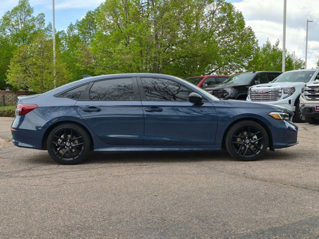 Used 2025 Honda Civic Sport image 4