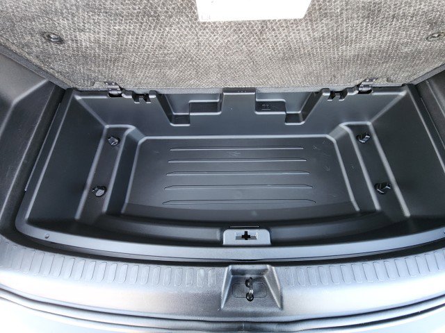 Used 2025 GMC Acadia Elevation image 21