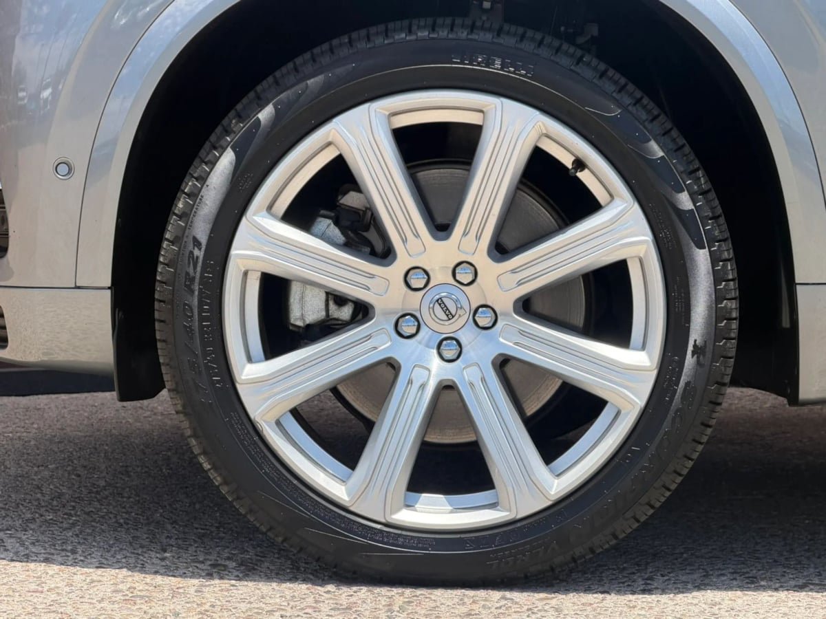 Used 2017 Volvo XC90 T8 Inscription w/ Luxury Package AWD/4WD image 33