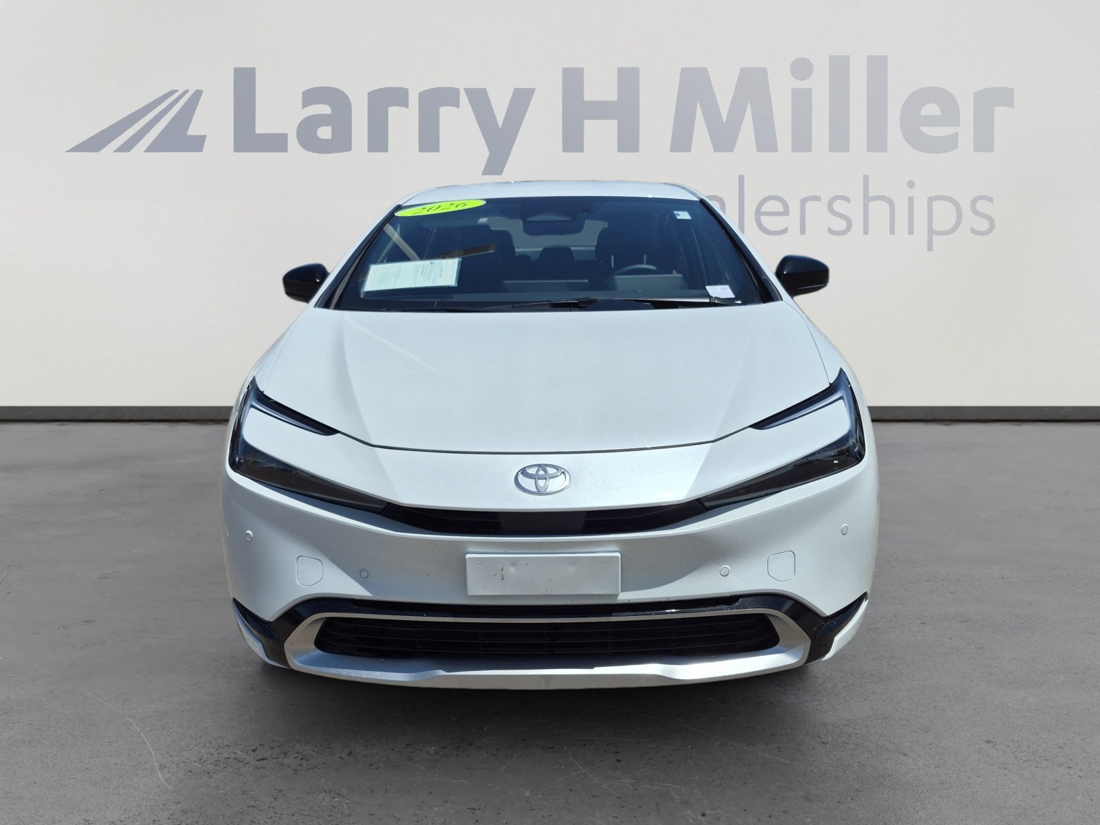 Certified 2026 Toyota Prius Plug-In Hybrid FWD image 8