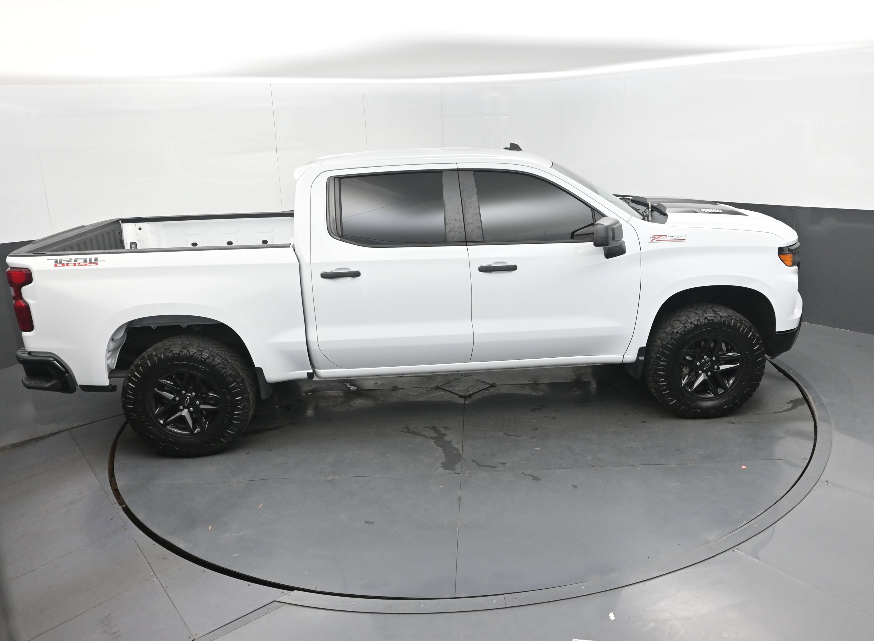Used 2022 Chevrolet Silverado 1500 Custom Trail Boss w/ LPO, Dark Essentials Package AWD/4WD image 46