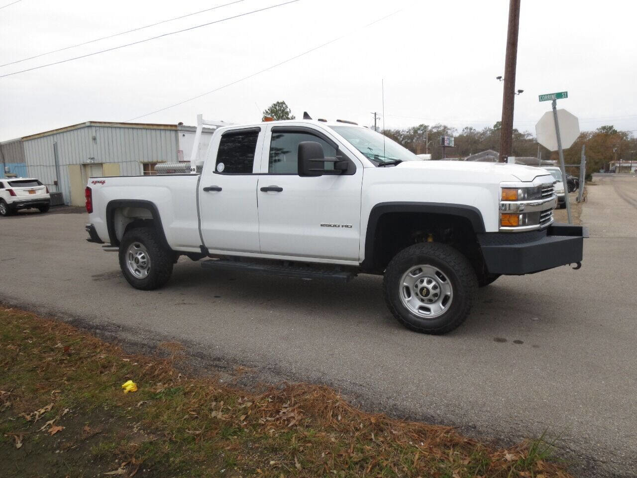 Used 2017 Chevrolet Silverado 2500 W/T image 3