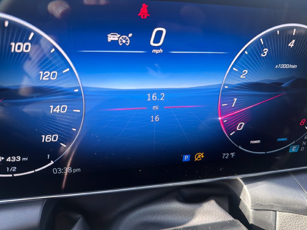 New 2027 Mercedes-Benz GLC 300 4MATIC image 11