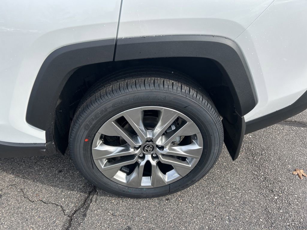 New 2025 Toyota RAV4 Limited image 14