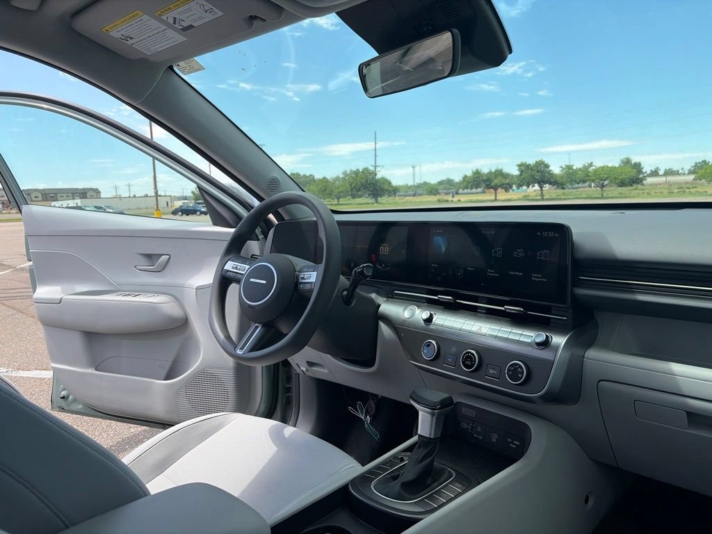 Used 2026 Hyundai Kona SE AWD/4WD image 23