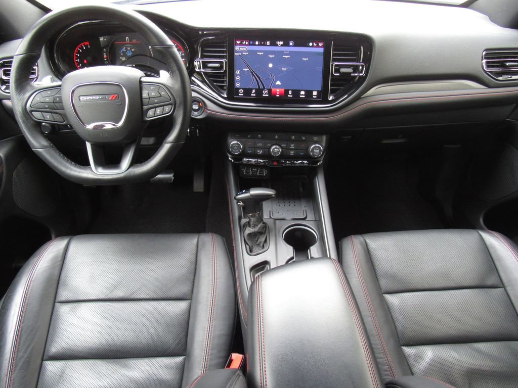 Used 2025 Dodge Durango GT image 34