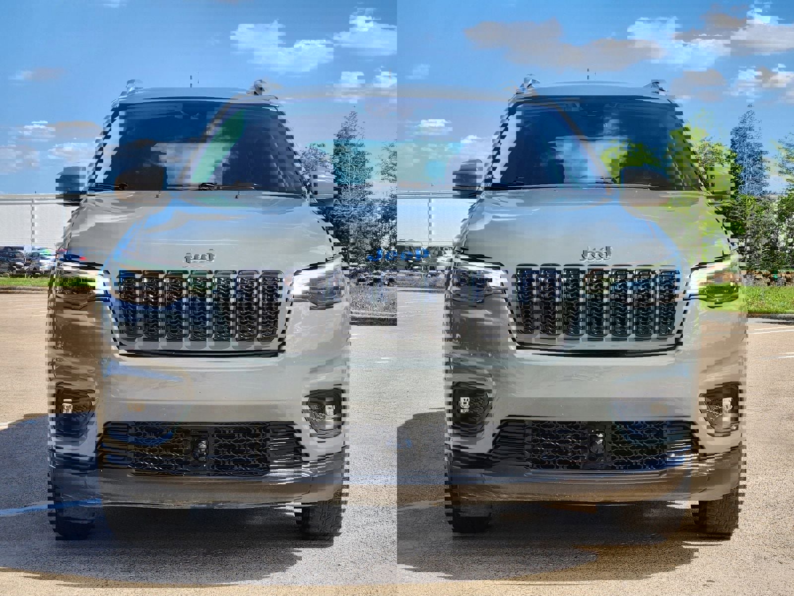 Used 2021 Jeep Cherokee Latitude Plus image 7