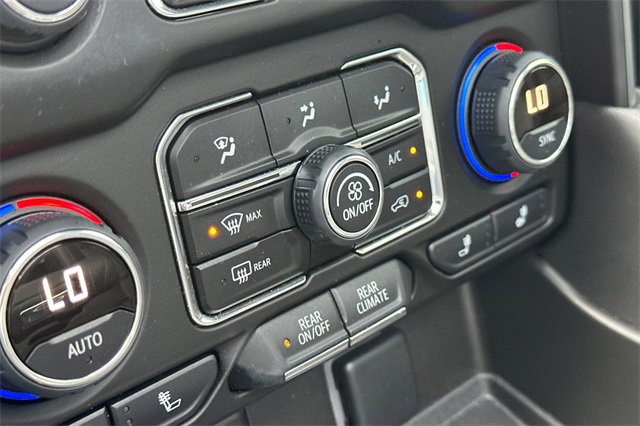 Used 2022 Chevrolet Tahoe Z71 w/ Z71 Off-Road Package image 33